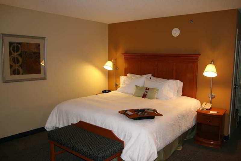 Hampton Inn Gretna - Smith Mountain Lake Exteriör bild