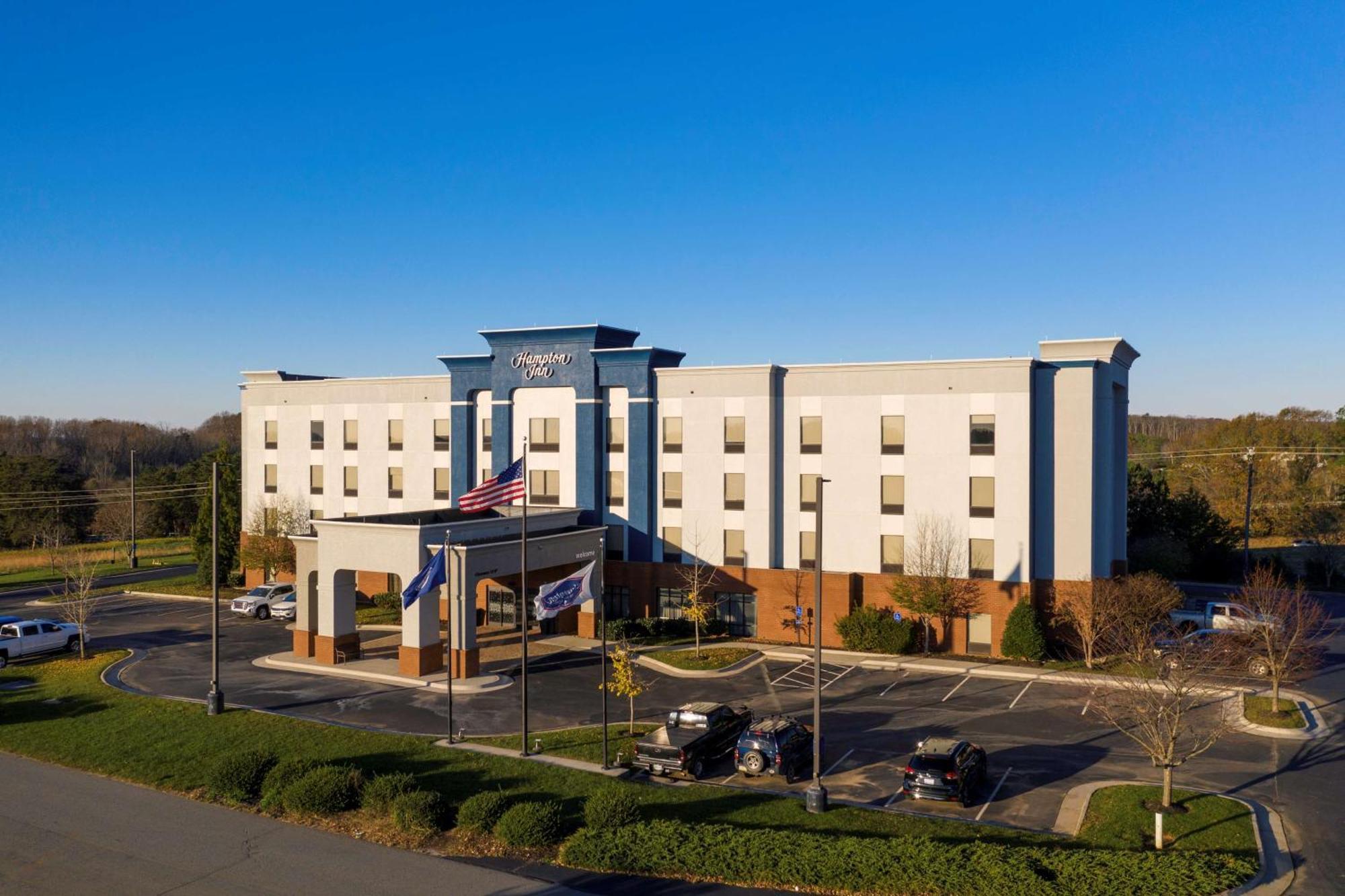 Hampton Inn Gretna - Smith Mountain Lake Exteriör bild