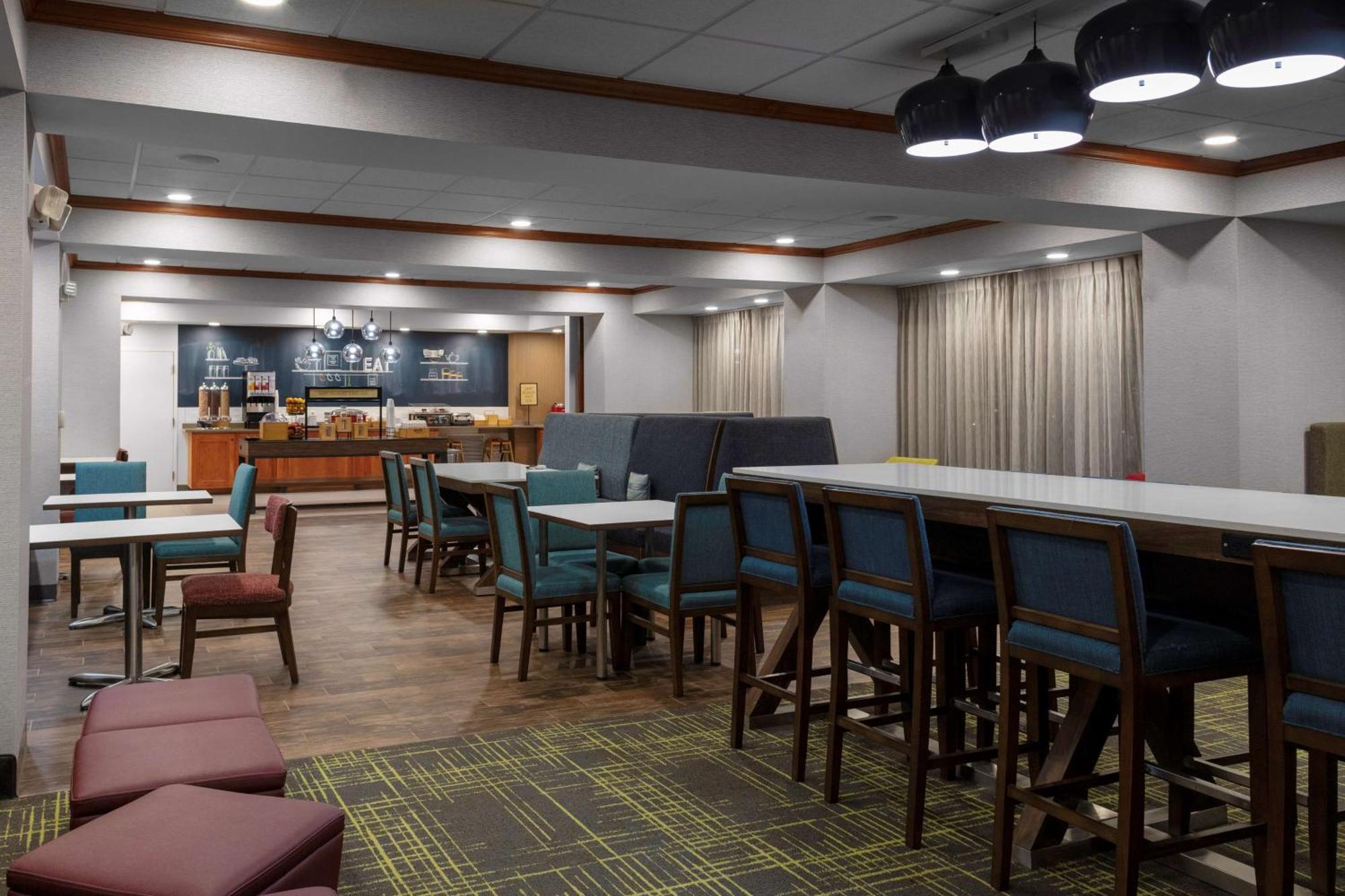 Hampton Inn Gretna - Smith Mountain Lake Exteriör bild