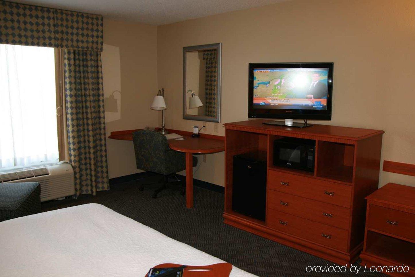 Hampton Inn Gretna - Smith Mountain Lake Rum bild